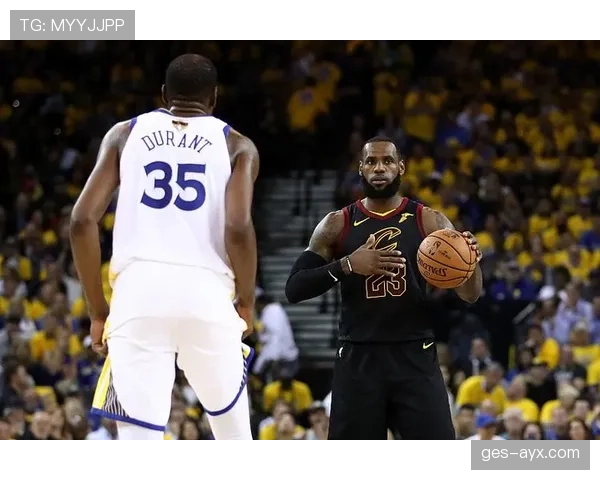 利桑德罗拼劲拉满，巅峰表现彰显球场影响力