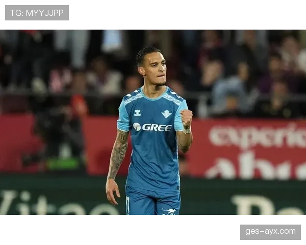 佩莱格里尼:从意甲新星到英超中场核心的职业轨迹解析 佩莱格里尼:从意甲新星到英超中场核心的职业轨迹解析